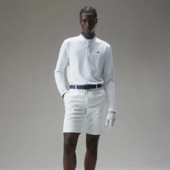 J.Lindeberg Tyson Long Sleeve Golf Polo Shirt 9 J.Lindeberg Tyson Long Sleeve Golf Polo Shirt -ForeGear Shop J.Lindeberg Tyson LS Reg Fit Polo GMJT07801 0000 SHLIN154 WhiteNavy Peony Model 1